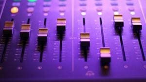 Sound exerts a small acoustic force and by turning up the volume of ultrasonic waves(Photo by Denisse Leon on Unsplash) Sound exerts a small acoustic force and by turning up the volume of ultrasonic waves(Photo by Denisse Leon on Unsplash)