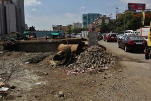 A flyover has been planned from GMLR to Shivaji Nagar as part of the project.(HT File) A flyover has been planned from GMLR to Shivaji Nagar as part of the project.(HT File)