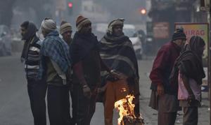 Residents of Delhi have more reason to complain about the cold this month -- the city is going through the longest cold spell in a December in at least 14 years, and it is likely to stay that way for some time.(PTI) Residents of Delhi have more reason to complain about the cold this month -- the city is going through the longest cold spell in a December in at least 14 years, and it is likely to stay that way for some time.(PTI)