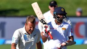 Neil Wagner (L) reacts in pain during day four of the second Test match between New Zealand and Sri Lanka.(AFP) Neil Wagner (L) reacts in pain during day four of the second Test match between New Zealand and Sri Lanka.(AFP)