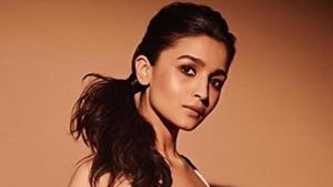 Alia Bhatt danced her way to the 100 crore club with Raazi Alia Bhatt danced her way to the 100 crore club with Raazi