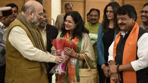 Asserting that she wants to work for the BJP and strengthen it, 70-year-old Moushumi Chatterjee joined the party in the presence of Amit Shah and Kailash Vijayvargiya.(Sanchit Khanna/HT Photo) Asserting that she wants to work for the BJP and strengthen it, 70-year-old Moushumi Chatterjee joined the party in the presence of Amit Shah and Kailash Vijayvargiya.(Sanchit Khanna/HT Photo)