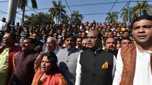 Bharatiya Janata Party (BJP) workers hold protest against Madhya Pradesh chief minister Kamal Nath’s decision to discontinue the 13-year-old practice of singing Vande Mataram at the state secretariat, near Vallabh Bhawan, in Bhopal on Wednesday.(Mujeeb Faruqui/HT Photo) Bharatiya Janata Party (BJP) workers hold protest against Madhya Pradesh chief minister Kamal Nath’s decision to discontinue the 13-year-old practice of singing Vande Mataram at the state secretariat, near Vallabh Bhawan, in Bhopal on Wednesday.(Mujeeb Faruqui/HT Photo)