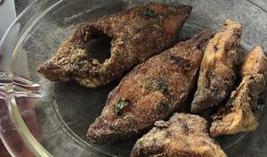 Fried pomfret marinated in Pachkalshi spices. Where Malwani, Varhadi and Kolhapuri food is fiery and complex, SKP cuisine is simple and flavourful, its distinction and identity coming from the traditional Pachkalshi spice mixture. Fried pomfret marinated in Pachkalshi spices. Where Malwani, Varhadi and Kolhapuri food is fiery and complex, SKP cuisine is simple and flavourful, its distinction and identity coming from the traditional Pachkalshi spice mixture.