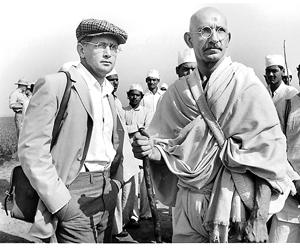 Ben Kingsley and Martin Sheen in the film 'Gandhi' (1982). The author reminisces about watching the film as a high school student in America.(Getty Images) Ben Kingsley and Martin Sheen in the film 'Gandhi' (1982). The author reminisces about watching the film as a high school student in America.(Getty Images)