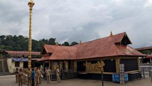 A war of words seem to have erupted among a section of the Kerala police, the Tranvancore Devaswom Board and the supreme priest who runs the Ayyappa temple after the police claimed 10 women have entered the shrine, while the tantri (supreme priest) insisted only two—Bindu Ammini and Kankadurga— have gained access.(Reuters) A war of words seem to have erupted among a section of the Kerala police, the Tranvancore Devaswom Board and the supreme priest who runs the Ayyappa temple after the police claimed 10 women have entered the shrine, while the tantri (supreme priest) insisted only two—Bindu Ammini and Kankadurga— have gained access.(Reuters)