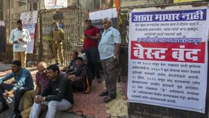 BEST workers are on strike to press for several of their demands.(Satish Bate/HT Photo) BEST workers are on strike to press for several of their demands.(Satish Bate/HT Photo)