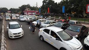 A file photo of traffic jam due to illegal parking at Lajpat Nagar central market in New Delhi.(Amal KS/HT File)