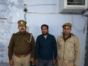 Police Inspector Subodh Kumar Singh and a civilian Sumit Kumar were killed by gunshots during the mob violence on December 3.(HT photo) Police Inspector Subodh Kumar Singh and a civilian Sumit Kumar were killed by gunshots during the mob violence on December 3.(HT photo)
