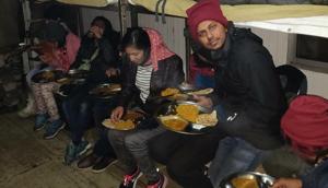 The Indian Army said it rescued hundreds of tourists from Lachung Valley in north Sikkim on Wednesday night.(HT Photo) The Indian Army said it rescued hundreds of tourists from Lachung Valley in north Sikkim on Wednesday night.(HT Photo)