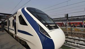 Train 18, touted as India’s next generation and the fastest ever train, doesn’t have adequate space inside its coaches for smooth running of catering services, the IRCTC has pointed out.(Burhaan Kinu/HT PHOTO) Train 18, touted as India’s next generation and the fastest ever train, doesn’t have adequate space inside its coaches for smooth running of catering services, the IRCTC has pointed out.(Burhaan Kinu/HT PHOTO)