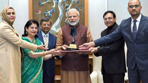 New Delhi: Prime Minister Narendra Modi receives the first-ever Philip Kotler Presidential award, in New Delhi, Monday, Jan. 14, 2019.(PTI Photo) New Delhi: Prime Minister Narendra Modi receives the first-ever Philip Kotler Presidential award, in New Delhi, Monday, Jan. 14, 2019.(PTI Photo)