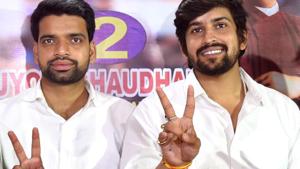 Delhi University has promoted ABVP’s Shakti Singh (right) as president of the DU Students Union.(Sushil Kumar/HT File) Delhi University has promoted ABVP’s Shakti Singh (right) as president of the DU Students Union.(Sushil Kumar/HT File)
