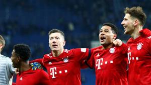Bayern Munich's Robert Lewandowski, Leon Goretzka and team mates celebrate in front of their fans at the end of the match.(REUTERS) Bayern Munich's Robert Lewandowski, Leon Goretzka and team mates celebrate in front of their fans at the end of the match.(REUTERS)