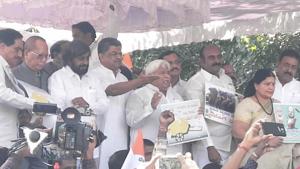 All India Congress Committee Members Protest against Bhartiya Janta Party and Amit Shah in Bengaluru.(ANI Photo) All India Congress Committee Members Protest against Bhartiya Janta Party and Amit Shah in Bengaluru.(ANI Photo)
