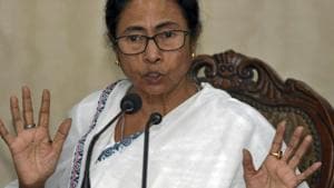 Slamming Prime Minister Narendra Modi for his “the ‘Mahagathbandhan’ (grand opposition alliance) is against the people” remark, Trinamool Congress chief Mamata Banerjee and TDP leader Chandrababu Naidu Saturday said the opposition leaders were not “bonded labourers” who would dance to the PM’s tune.(PTI Photo) Slamming Prime Minister Narendra Modi for his “the ‘Mahagathbandhan’ (grand opposition alliance) is against the people” remark, Trinamool Congress chief Mamata Banerjee and TDP leader Chandrababu Naidu Saturday said the opposition leaders were not “bonded labourers” who would dance to the PM’s tune.(PTI Photo)