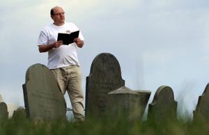 Walter Skold of Freeport, Maine, the late founder of the Dead Poets Society of America, can be inducted to the society of fallen bards now that he's a published poet.(AP File Photo) Walter Skold of Freeport, Maine, the late founder of the Dead Poets Society of America, can be inducted to the society of fallen bards now that he's a published poet.(AP File Photo)