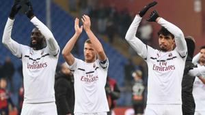 AC Milan's Tiemoue Bakayoko, Ignazio Abate and Lucas Paqueta applaud fans at the end of the Serie A match against Genoa CFC.(AP) AC Milan's Tiemoue Bakayoko, Ignazio Abate and Lucas Paqueta applaud fans at the end of the Serie A match against Genoa CFC.(AP)