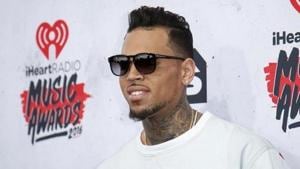 The arrests were first reported by Closer magazine, which said the three men had been detained after a 24-year-old woman alleged she was raped at Chris Brown’s hotel suite on the night of January 15.(ANI/Twitter) The arrests were first reported by Closer magazine, which said the three men had been detained after a 24-year-old woman alleged she was raped at Chris Brown’s hotel suite on the night of January 15.(ANI/Twitter)