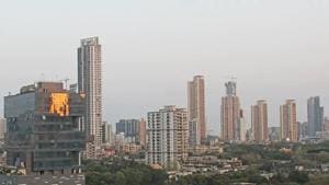 AQI level from 0-50 is considered good, 51-100 is satisfactory, 101-200 is moderate, 201-300 is poor, 301-400 is very poor, and 401 and above is severe.(HT) AQI level from 0-50 is considered good, 51-100 is satisfactory, 101-200 is moderate, 201-300 is poor, 301-400 is very poor, and 401 and above is severe.(HT)