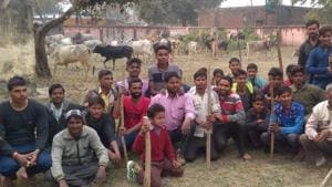 Farmers in Shahjahanpur say the animals destroyed their standing crops and also injured many people(Hindustan Times) Farmers in Shahjahanpur say the animals destroyed their standing crops and also injured many people(Hindustan Times)