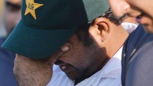 File image: Dejected Pakistani captain Sarfraz Ahmed (L) reacts during the post-match presentation.(AFP) File image: Dejected Pakistani captain Sarfraz Ahmed (L) reacts during the post-match presentation.(AFP)