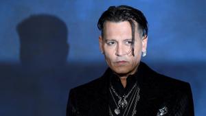 Actor Johnny Depp attends the British premiere of Fantastic Beasts: The Crimes of Grindelwald movie in London.(REUTERS) Actor Johnny Depp attends the British premiere of Fantastic Beasts: The Crimes of Grindelwald movie in London.(REUTERS)