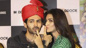 Kartik Aaryan and Kriti Sanon pose for a photograph during the trailer launch of their upcoming film Luka Chuppi.(PTI) Kartik Aaryan and Kriti Sanon pose for a photograph during the trailer launch of their upcoming film Luka Chuppi.(PTI)