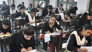 Unaided Private Schools’ Association has written to UP government demanding immediate re-imbursement of fees payable to schools for admitting/teaching children of EWS and disadvantaged sections.(File Photo) Unaided Private Schools’ Association has written to UP government demanding immediate re-imbursement of fees payable to schools for admitting/teaching children of EWS and disadvantaged sections.(File Photo)