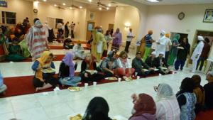 Sikhs feeding US federal workers at a Gurudwara in Texas.(Photo: Twitter/@HardeepSPuri) Sikhs feeding US federal workers at a Gurudwara in Texas.(Photo: Twitter/@HardeepSPuri)