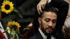 Congressman-elect Jean Wyllys gestures during a session to elect the new president of the chamber of deputies in the National Congress in Brasilia, Brazil July 13, 2016.(REUTERS) Congressman-elect Jean Wyllys gestures during a session to elect the new president of the chamber of deputies in the National Congress in Brasilia, Brazil July 13, 2016.(REUTERS)