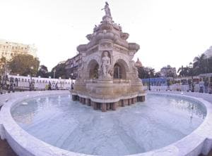 The fountain had been inaugurated on Thursday, after two years of restoration(HT photos: Anshuman Poyrekar) The fountain had been inaugurated on Thursday, after two years of restoration(HT photos: Anshuman Poyrekar)