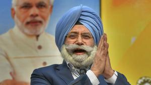 Former AAP MLA and senior advocate HS Phoolka was among 112 persons conferred the Padma awards by the government.(PTI) Former AAP MLA and senior advocate HS Phoolka was among 112 persons conferred the Padma awards by the government.(PTI)