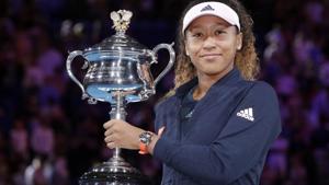 Japan's Naomi Osaka poses with trophy after defeating Petra Kvitova of the Czech Republic.(AP) Japan's Naomi Osaka poses with trophy after defeating Petra Kvitova of the Czech Republic.(AP)