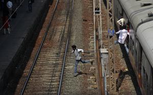 According to the data, most deaths owing to trespassing — 218 — were at Kalyan railway station, followed by Thane, Kurla and Borivli stations.(HT FILE) According to the data, most deaths owing to trespassing — 218 — were at Kalyan railway station, followed by Thane, Kurla and Borivli stations.(HT FILE)