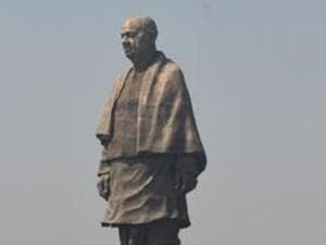 The world's tallest statue The world's tallest statue