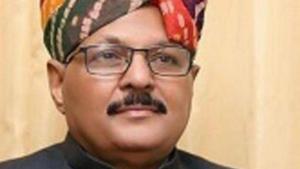 IRS officer Sahi Ram Meena, arrested for taking a bribe, had allegedly demanded the money for making a man the head of opium growers in his village.(HT Photo) IRS officer Sahi Ram Meena, arrested for taking a bribe, had allegedly demanded the money for making a man the head of opium growers in his village.(HT Photo)