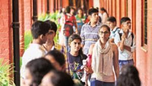 The department has set up 543 help centres across the state, of which 97 are from the city where parents can submit their original documents, pay fees and collect study material.(HT File) The department has set up 543 help centres across the state, of which 97 are from the city where parents can submit their original documents, pay fees and collect study material.(HT File)