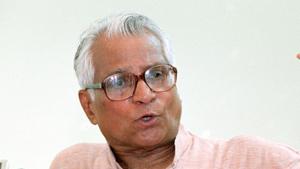 Former defence minister George Fernandes rose to prominence during 1970s as a formidable trade union leader. (Photo by Sunil Saxena)(HT Photo) Former defence minister George Fernandes rose to prominence during 1970s as a formidable trade union leader. (Photo by Sunil Saxena)(HT Photo)