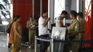 The Union civil aviation ministry has commissioned a survey to find out what kind of security jobs at airports can be outsourced to private agencies in an effort to cut costs. HT Photo By Sonu Mehta(SONU MEHTA SONU MEHTA) The Union civil aviation ministry has commissioned a survey to find out what kind of security jobs at airports can be outsourced to private agencies in an effort to cut costs. HT Photo By Sonu Mehta(SONU MEHTA SONU MEHTA)