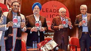 Union minister Arun Jaitley on Friday recalled how the late journalist Kuldip Nayar withstood government pressure and became the voice of the journalistic fraternity during the Emergency.(HT Photo) Union minister Arun Jaitley on Friday recalled how the late journalist Kuldip Nayar withstood government pressure and became the voice of the journalistic fraternity during the Emergency.(HT Photo)