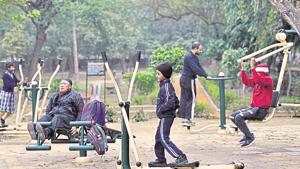 People exercise at an open-air gym at Ashoka Park, New Friends Colony, in New Delhi, on Thursday, February 7, 2019.(Burhaan Kinu/HT Photo) People exercise at an open-air gym at Ashoka Park, New Friends Colony, in New Delhi, on Thursday, February 7, 2019.(Burhaan Kinu/HT Photo)