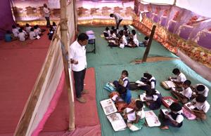 The 2018 report shows that students, especially those in elementary school (Classes I-VIII), are not learning enough. To cite one metric, only half (50.3%) of all students in Class V can read texts meant for Class II students.(Anshuman Poyrekar/HT Photo) The 2018 report shows that students, especially those in elementary school (Classes I-VIII), are not learning enough. To cite one metric, only half (50.3%) of all students in Class V can read texts meant for Class II students.(Anshuman Poyrekar/HT Photo)