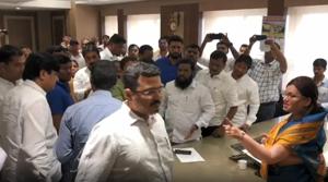 Supporters of corporators Arvind Shinde amd Ravindra Dhangekar to raise furore in front of mayor Mukta Tilak.(HT PHOTO) Supporters of corporators Arvind Shinde amd Ravindra Dhangekar to raise furore in front of mayor Mukta Tilak.(HT PHOTO)