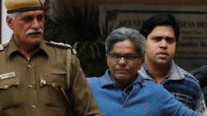 Rajiv Saxena (C), an accused in India's abortive, scandal-tainted helicopter deal with Anglo-Italian firm Agusta Westland, is escorted by police as he leaves a court in New Delhi, India, January 31, 2019. REUTERS/Anushree Fadnavis(REUTERS) Rajiv Saxena (C), an accused in India's abortive, scandal-tainted helicopter deal with Anglo-Italian firm Agusta Westland, is escorted by police as he leaves a court in New Delhi, India, January 31, 2019. REUTERS/Anushree Fadnavis(REUTERS)