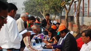 Delhi’s CEO office says it was already taking steps to create awareness among the citizens to check their names in the rolls.(HT File) Delhi’s CEO office says it was already taking steps to create awareness among the citizens to check their names in the rolls.(HT File)