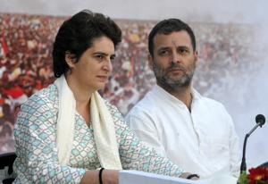 A group of north Indian party workers met Priyanka Gandhi in Lucknow two days ago, requesting her to hold a meeting in the city.(HT Photo) A group of north Indian party workers met Priyanka Gandhi in Lucknow two days ago, requesting her to hold a meeting in the city.(HT Photo)