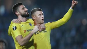 Chelsea's English midfielder Ross Barkley (R) celebrates scoring a goal with Chelsea's French striker Olivier Giroud.(AFP) Chelsea's English midfielder Ross Barkley (R) celebrates scoring a goal with Chelsea's French striker Olivier Giroud.(AFP)
