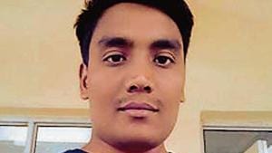 Ratan Kumar Thakur had spoken to his wife Rajnandani minutes before the Pulwama attack took place. Ratan Kumar Thakur had spoken to his wife Rajnandani minutes before the Pulwama attack took place.