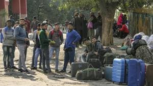 “Hundreds of Kashmiris from various parts of Valley have been left stranded here and we all want to go back to our homes” said Habibullah, a 71-year-old Budgam resident.(PTI) “Hundreds of Kashmiris from various parts of Valley have been left stranded here and we all want to go back to our homes” said Habibullah, a 71-year-old Budgam resident.(PTI)